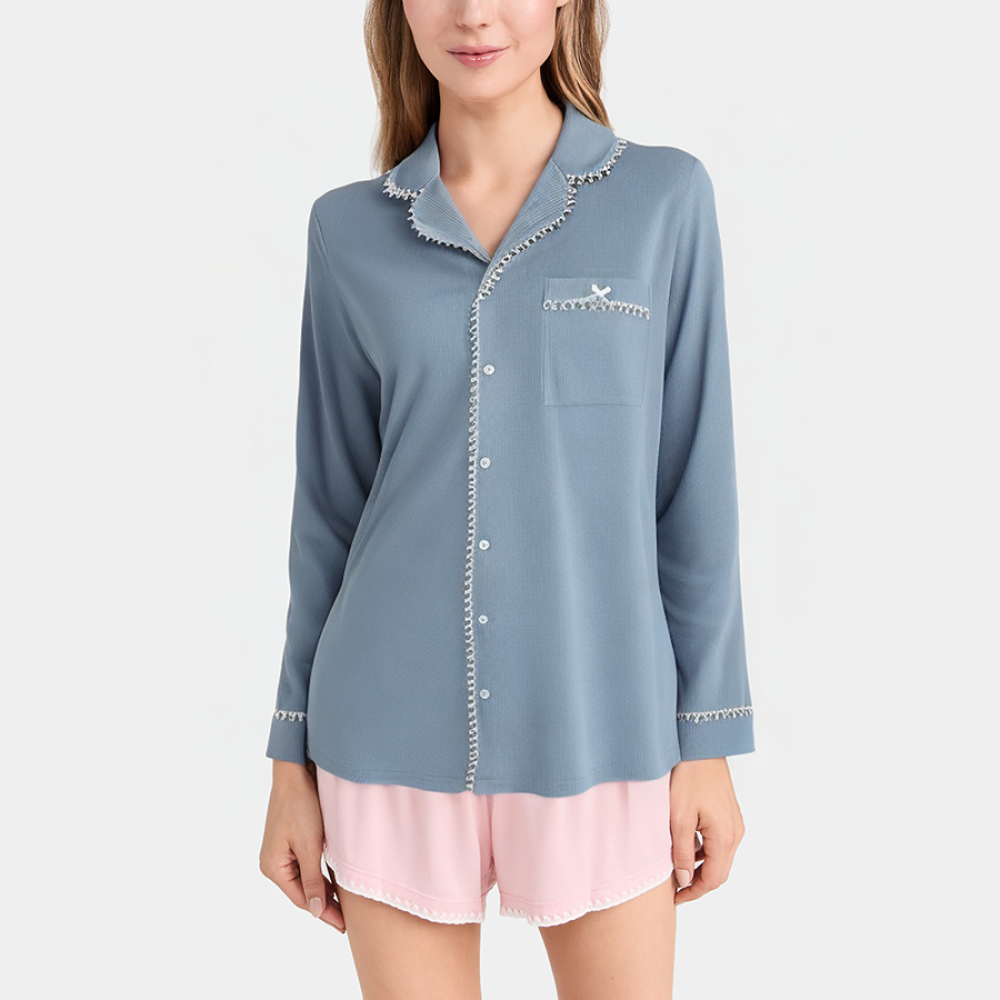 Blue knitted women's long-sleeved pajamas
